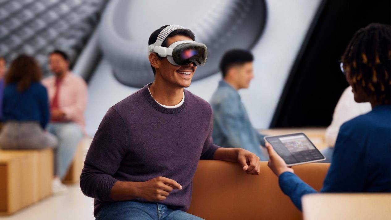 苹果的 Vision Pro ，或许还能再“抢救一下”-锋巢网