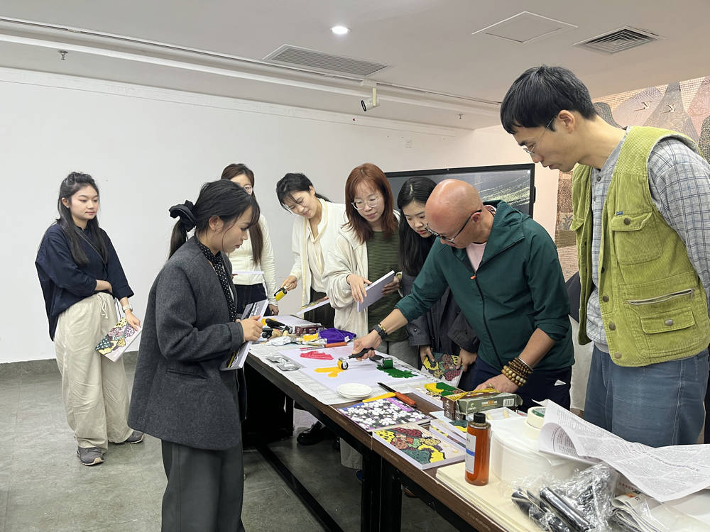 23 艺术导览+公教活动.jpg