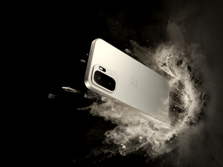 《吊打同档电竞旗舰！一加Ace 6至尊版正式发布，2999元起直接封神》