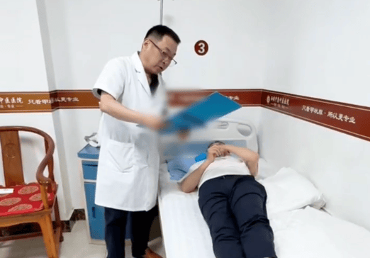 喝养生茶=养甲状腺？错了！西安甲康江勇科普：这3种“健康水”正悄悄偷走你的甲功