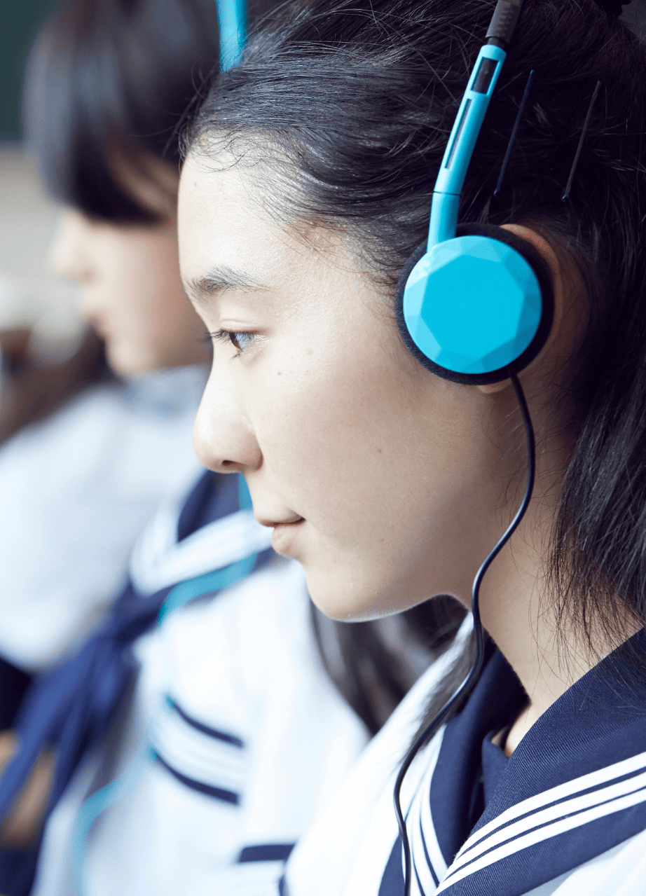 为什么地铁戴耳机，比平时更伤耳？