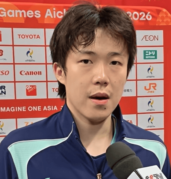 0比3被张本横扫，世界第一名不副实，王皓却说球员辛苦，这话耳熟