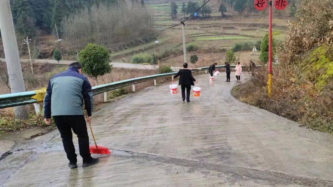 大方县八堡乡天宝村:环境卫生大整治,乡村振兴展新颜_工作_人居_活动