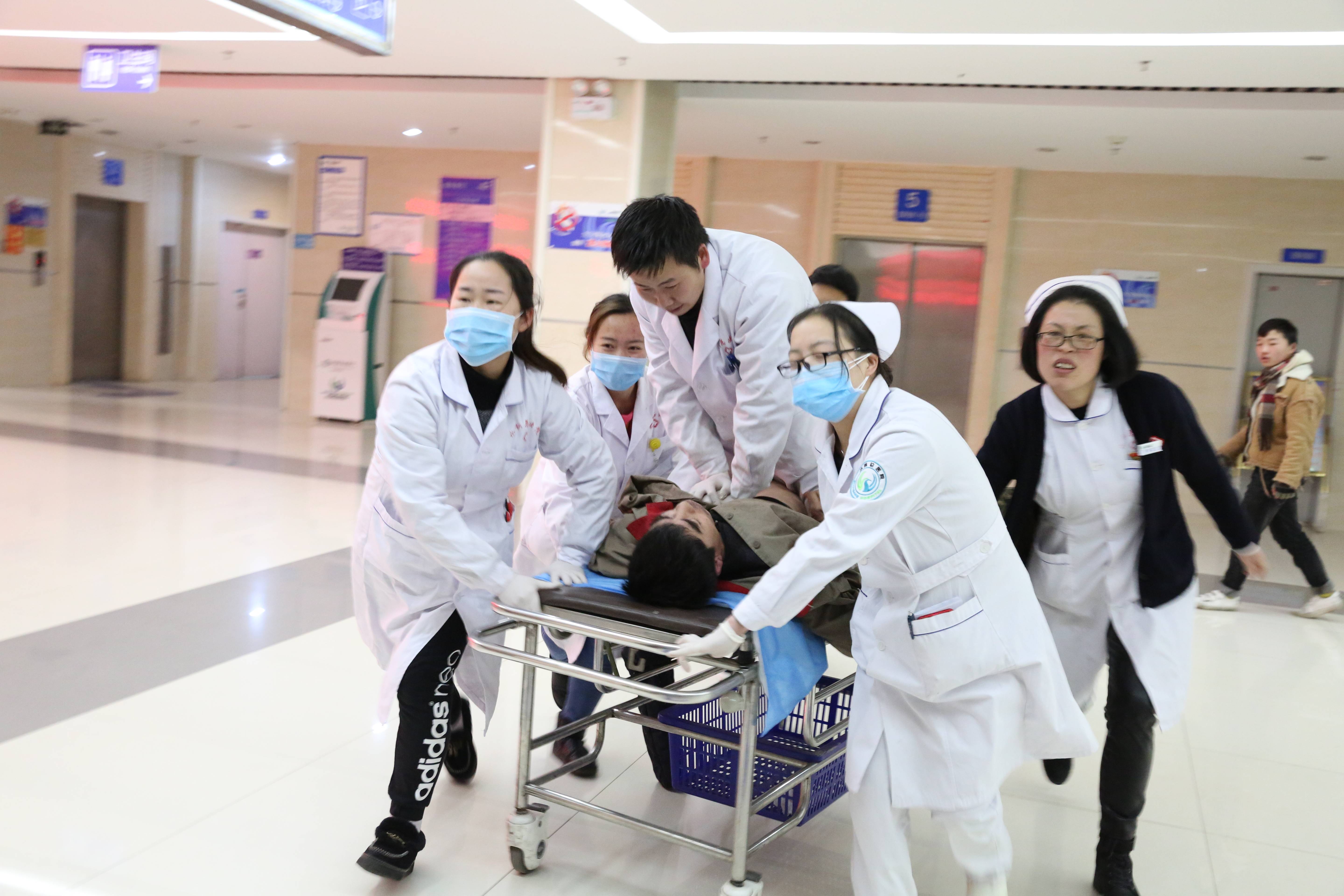 六盘水：“医疗救治能力提升专项行动”成效喜人_建设_临床_服务