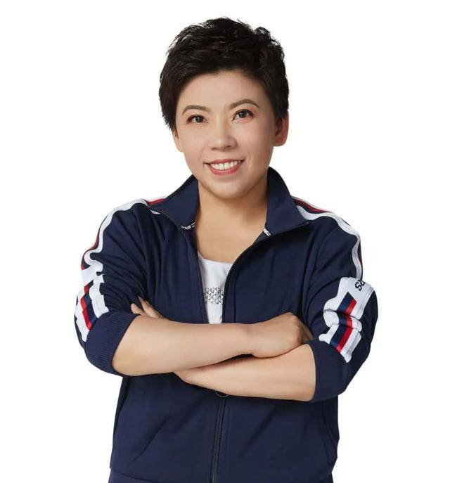 李晓霞丁宁为何未获高度认同?