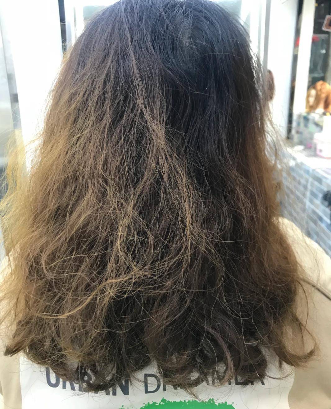 干湿两用喷一喷,"枯草"头发秒变"绸缎发",氛围感拉满~_护发_效果_里卡