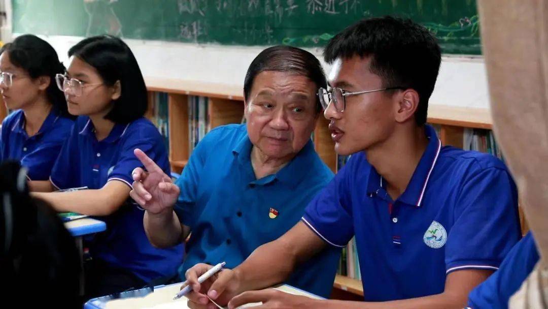 "闯海人"张校长_万宁_张东海_海南