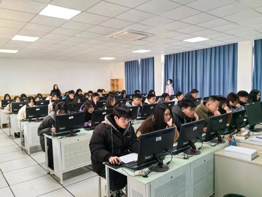 北京2024高考报名人数_北京高考报名人数和录取人数_2021北京高考报名人数统计
