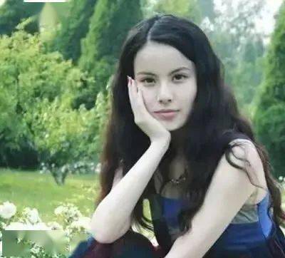 偷偷恋爱了?_赵天_肖菁菁_电影