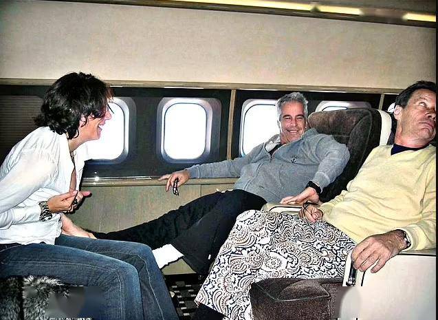 俄罗斯超模小仙女坠楼身亡,年仅20岁,最新文件显示她曾去过爱泼斯坦"