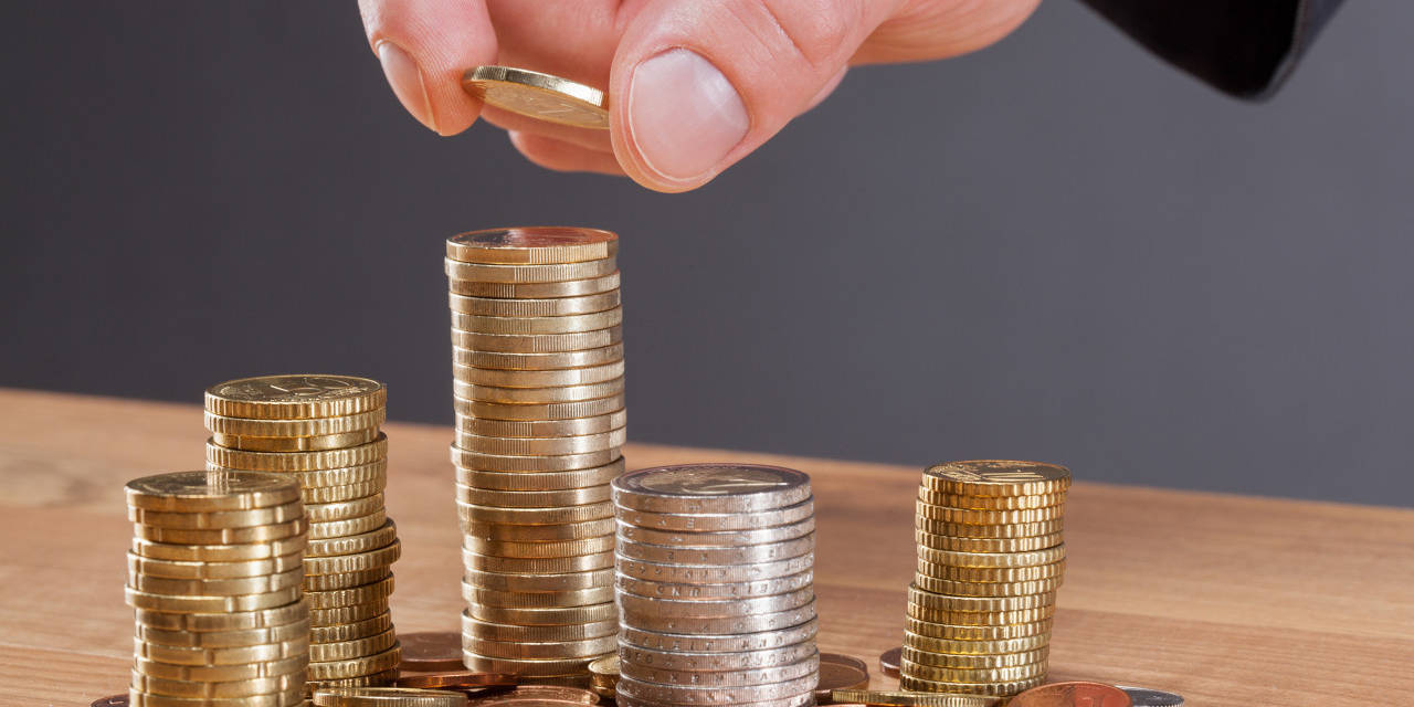 学大教育：浙江台州椰林湾投资策划有限公司累计质押股数约为1245万股