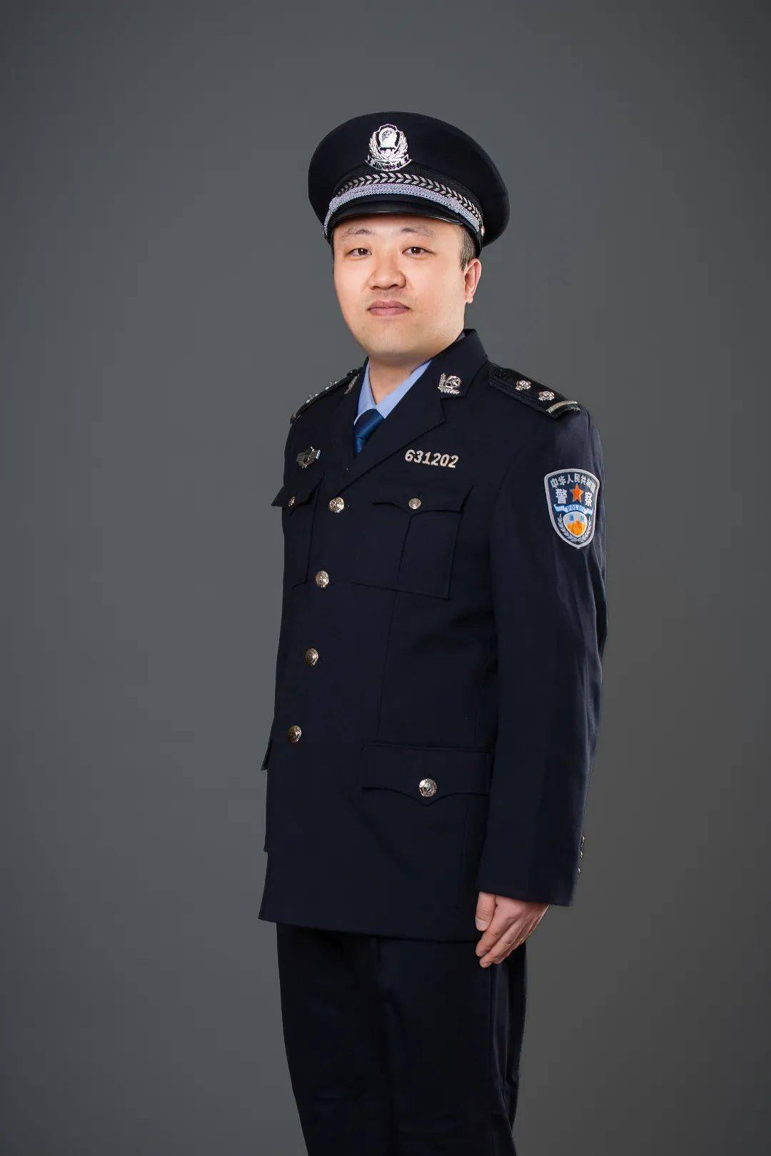 人民警察制式服装图片