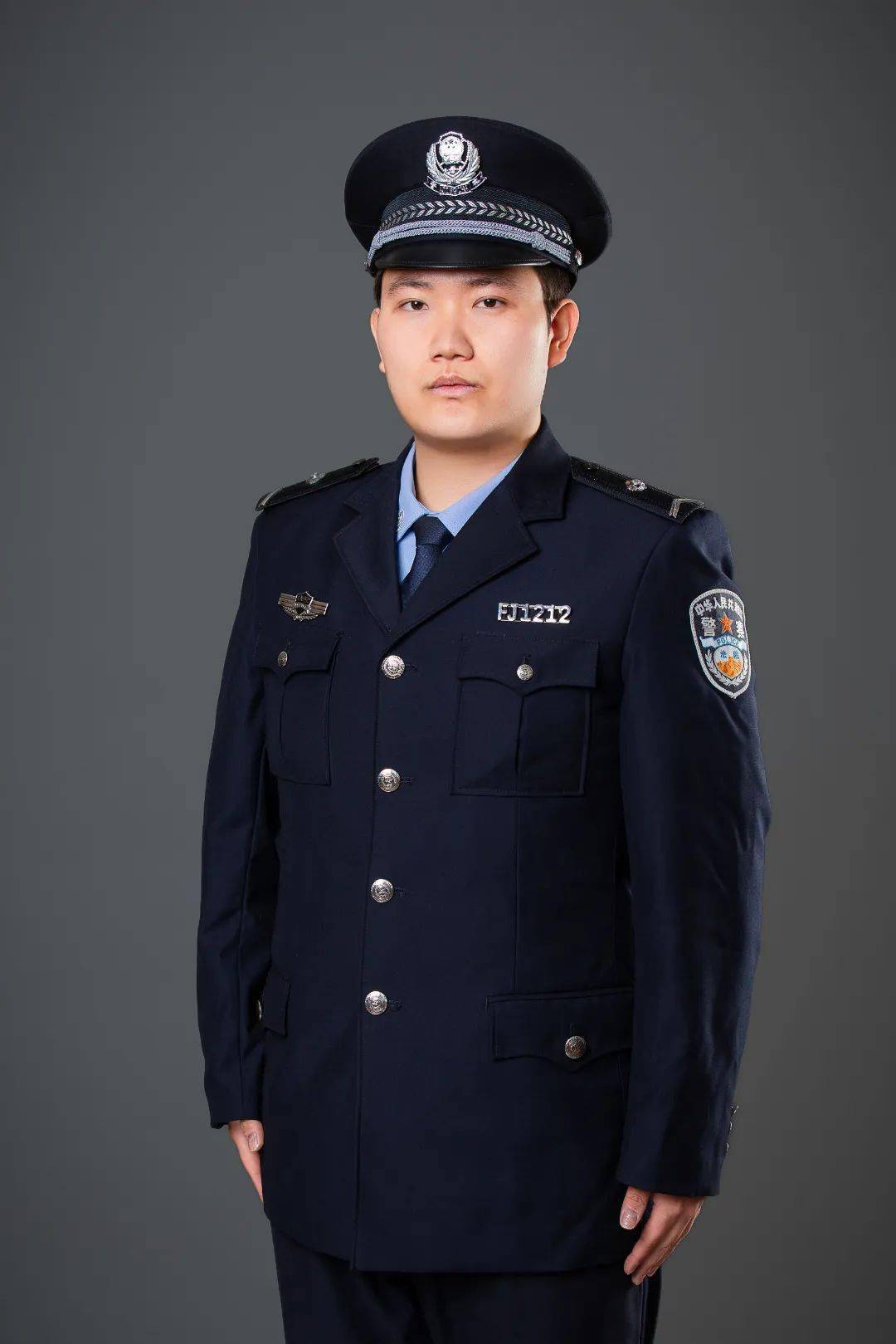 人民警察制式服装图片