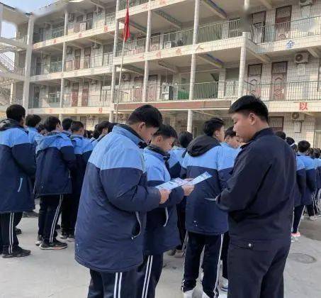 【全环境立德树人】魏庄镇初中:开展禁放烟花爆竹暨反电信网络诈骗