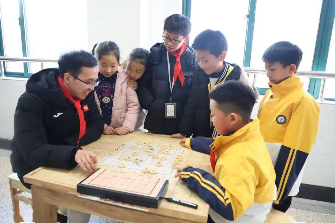 象棋特级大师赵鑫鑫,黄竹风来绍兴指导小学生提升棋力_浙江省_棋类