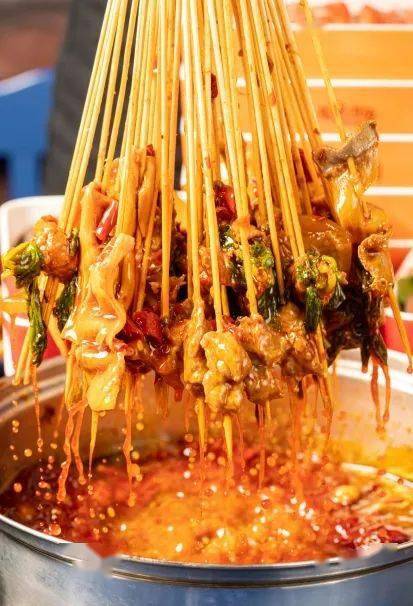 图片来源:千库网店铺名字:姐妹串串香店面地址:黎明路63号附9号76