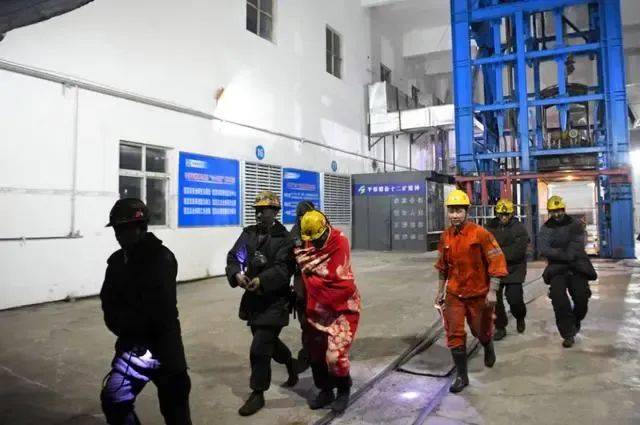 发生矿难，河南省省长王凯赶赴现场