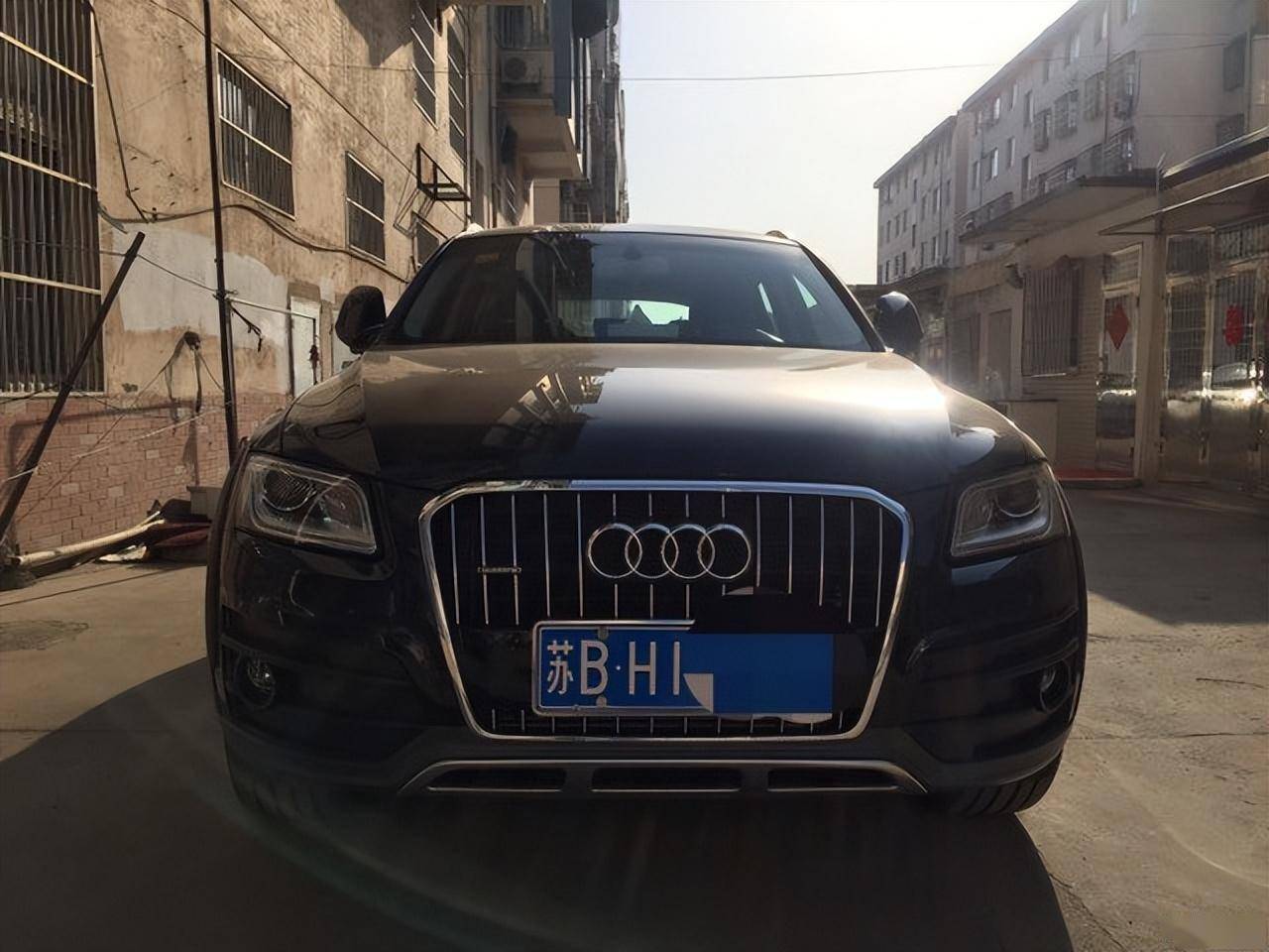 奥迪q5l的缺点多吗?它的内饰差吗?车主说了优缺点!