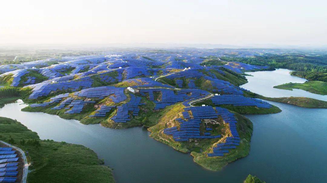 淅河镇梨园村:光伏照亮振兴路_晶泰_村民_周边