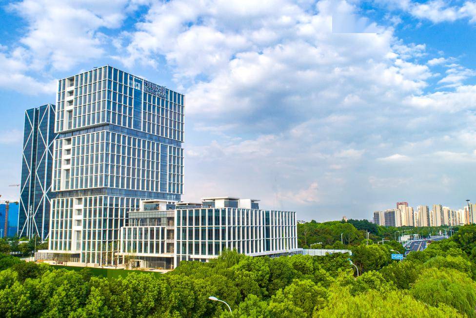 产业向上 城市向新 | 常州高铁新城领航大厦8家意向企业签约入驻!