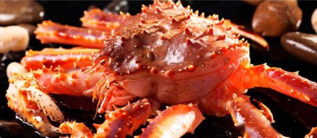 智利帝王蟹94超高的蛋白成分和多不饱和脂肪酸,鲜甜味特别足,口感也