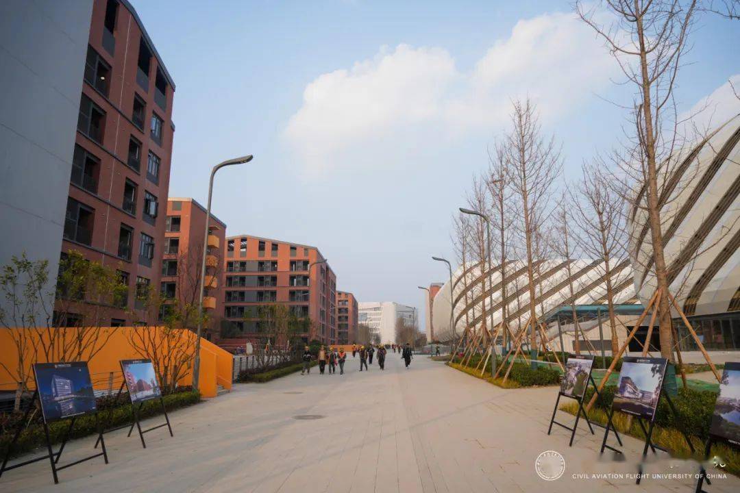 中飞院天府校区,年后开学_教学_服务_师生