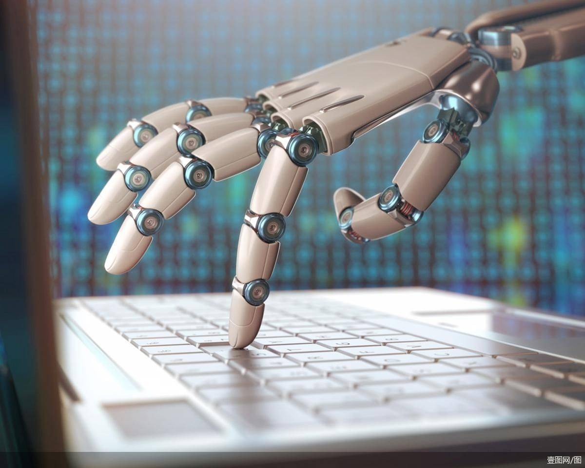 1月12日,北京人形机器人创新中心专家委员会成立大会暨专家委员会2024