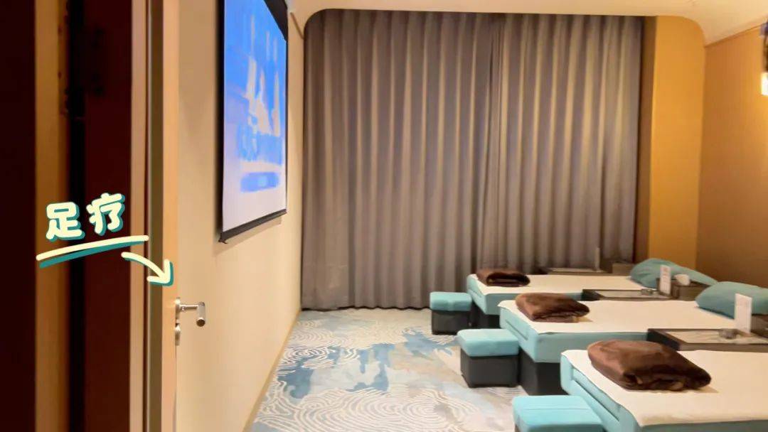 体按摩无所不包安静舒适的多功能休息区宽敞明亮的榻榻米休息区棋牌室