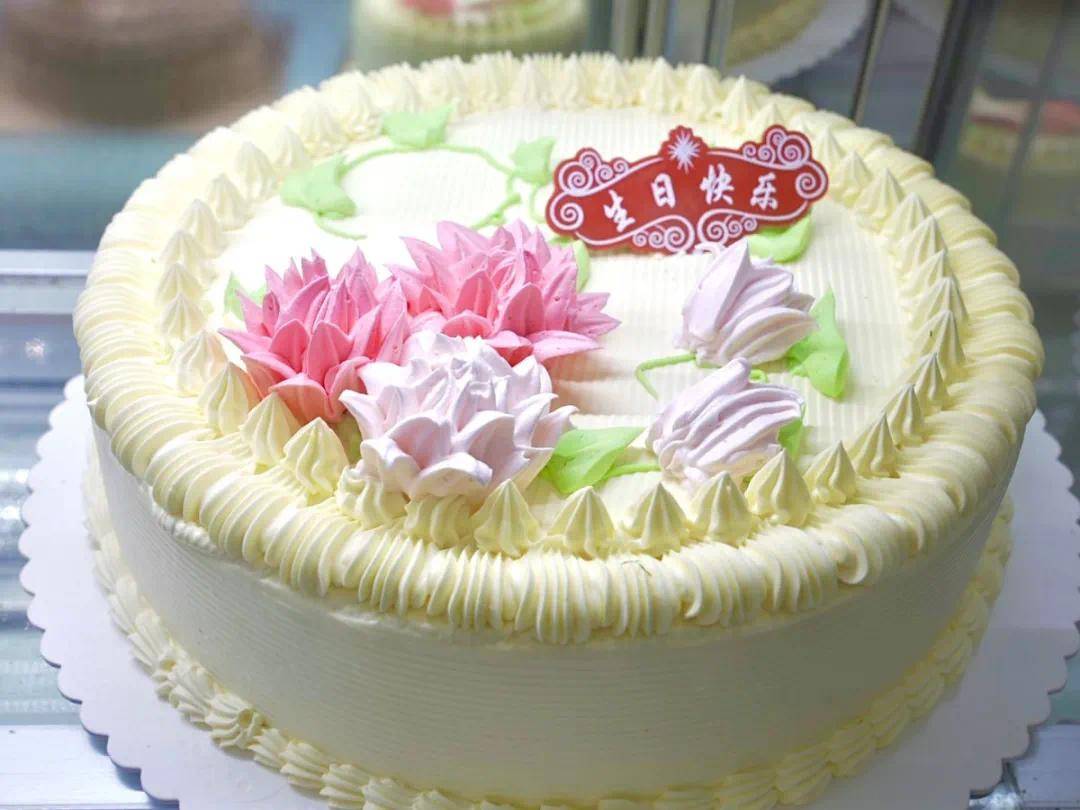 一只凯司令裱花蛋糕被评为上海市级非物质文化遗产凯司令蛋糕制作技艺