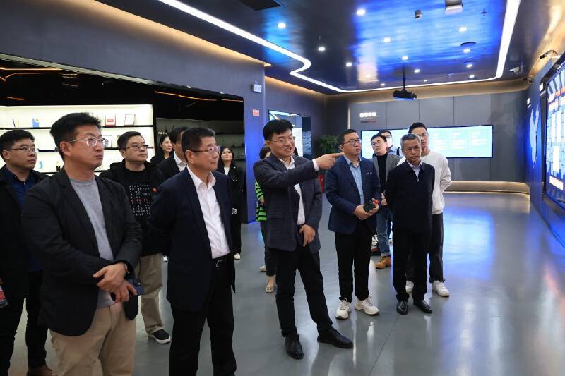 全国主流媒体看深圳｜深圳打造人工智能先锋城市 加快形成更多新质生产力