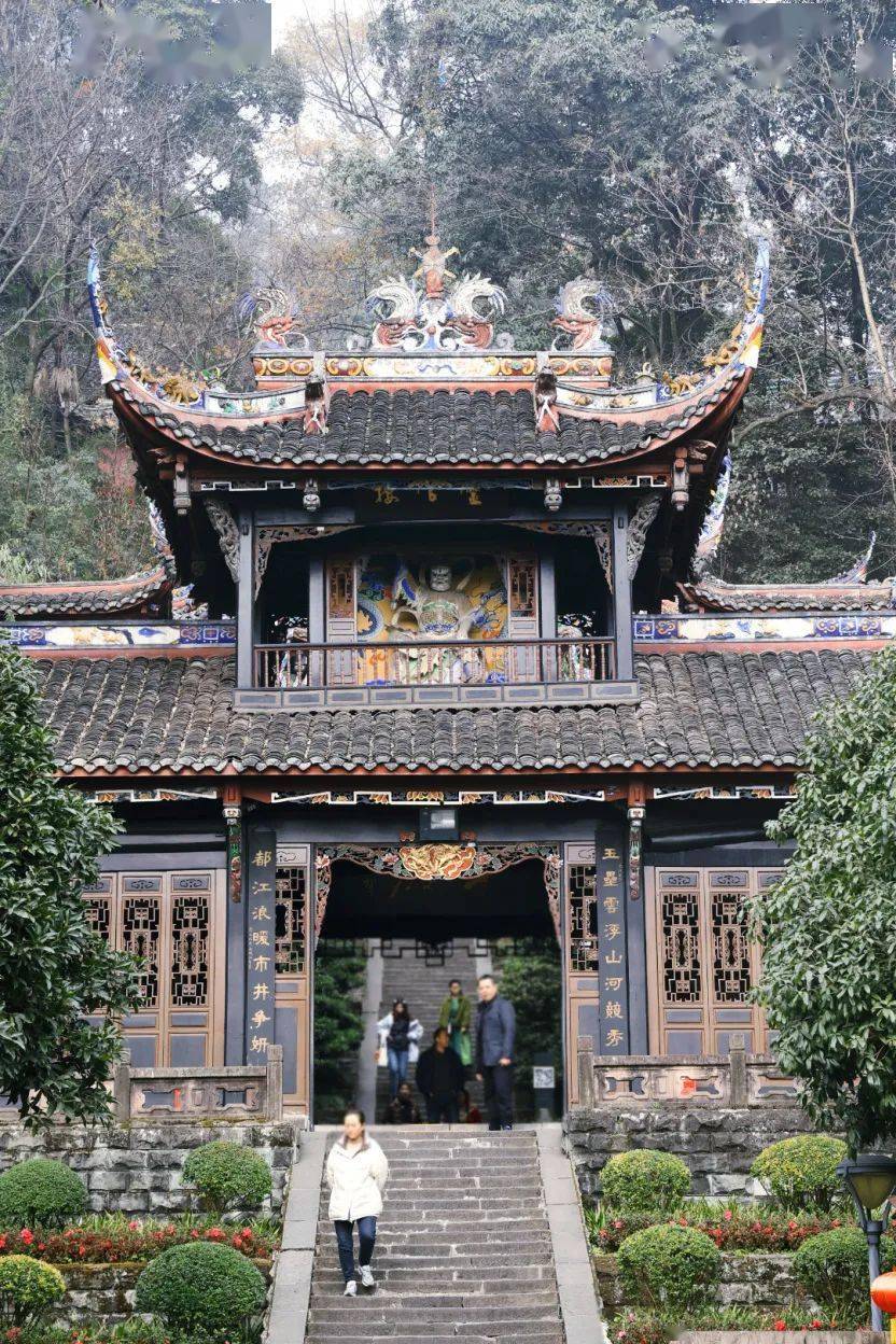 不要门票!都江堰这座藏在闹市的低调古建不一般,是时候来一趟了