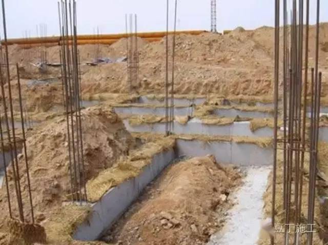 筏板基础施工技术图片详解,进来看看吧!_地基_进行_混凝土