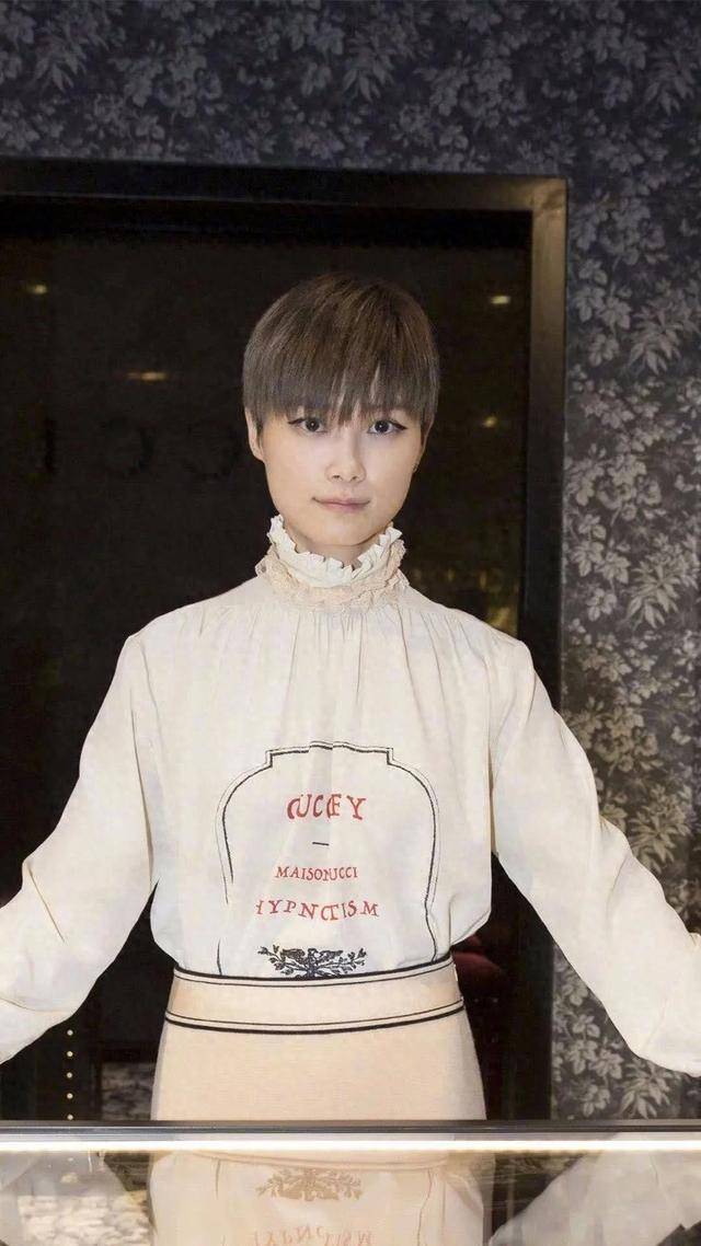 李宇春辉煌长存,39岁不婚不孕,却有着固定伴侣_生活_因为_女性