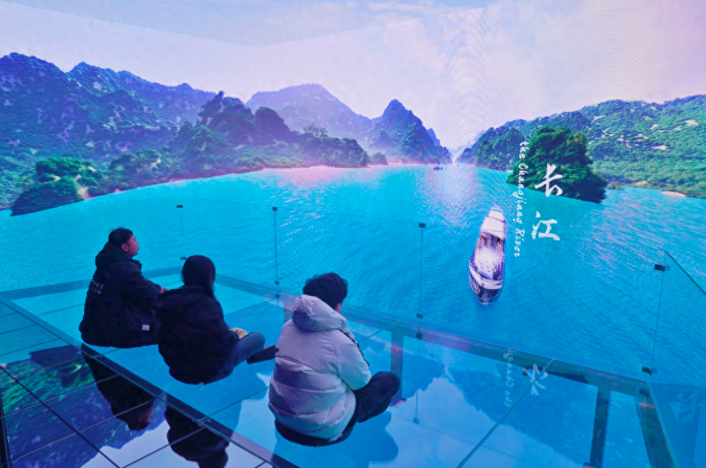 京西首家裸眼3D沉浸式体验馆落户门头沟_宇宙_历史_云端