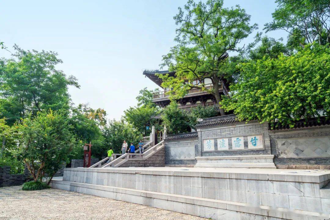 行程介绍|报名方式|赛珍珠故居—西津渡—老街巷—北固山—柳诒徵墓