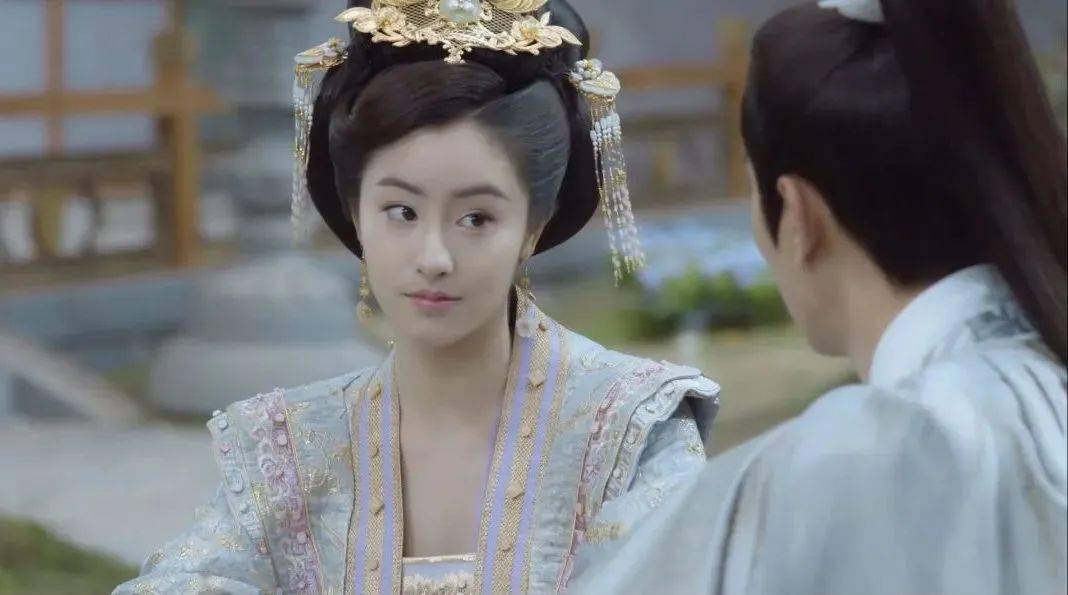 都骂她毁了经典……_毛晓慧_角色_柳梦