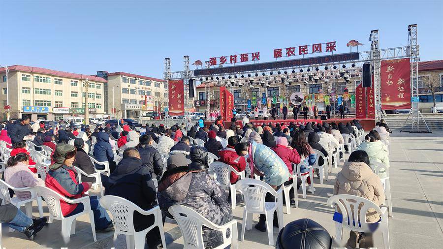 1月26日,鹽池縣總工會積極組織幹部職工參加了在大水坑鎮舉辦的鹽刎