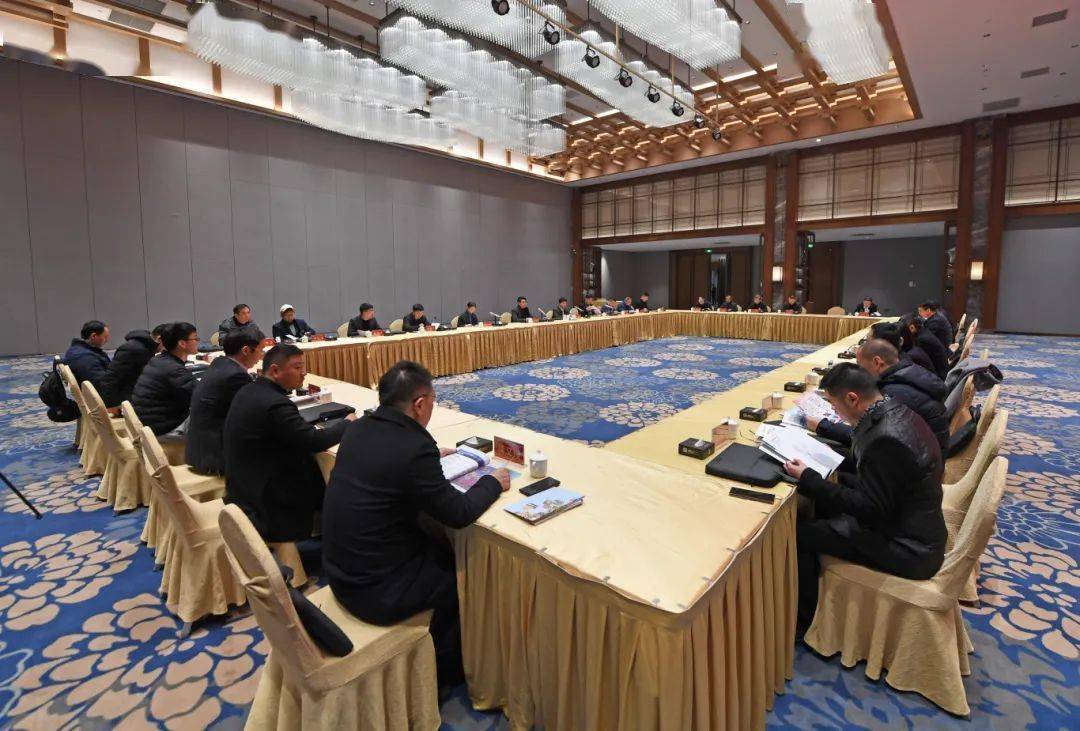 泉港区召开"福创泉港"高层次人才新春座谈会_发展_杨昌文_工作