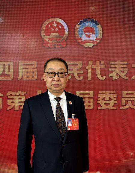 来自搜狐网