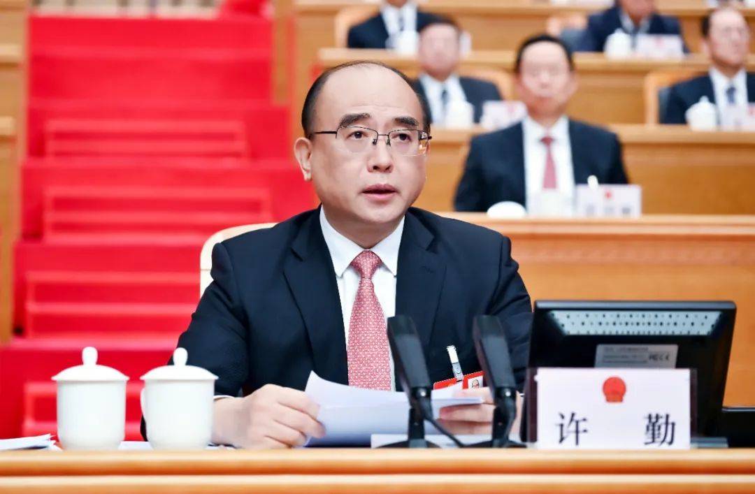 省十四届人大二次会议胜利闭幕_发展_黑龙江省_许勤