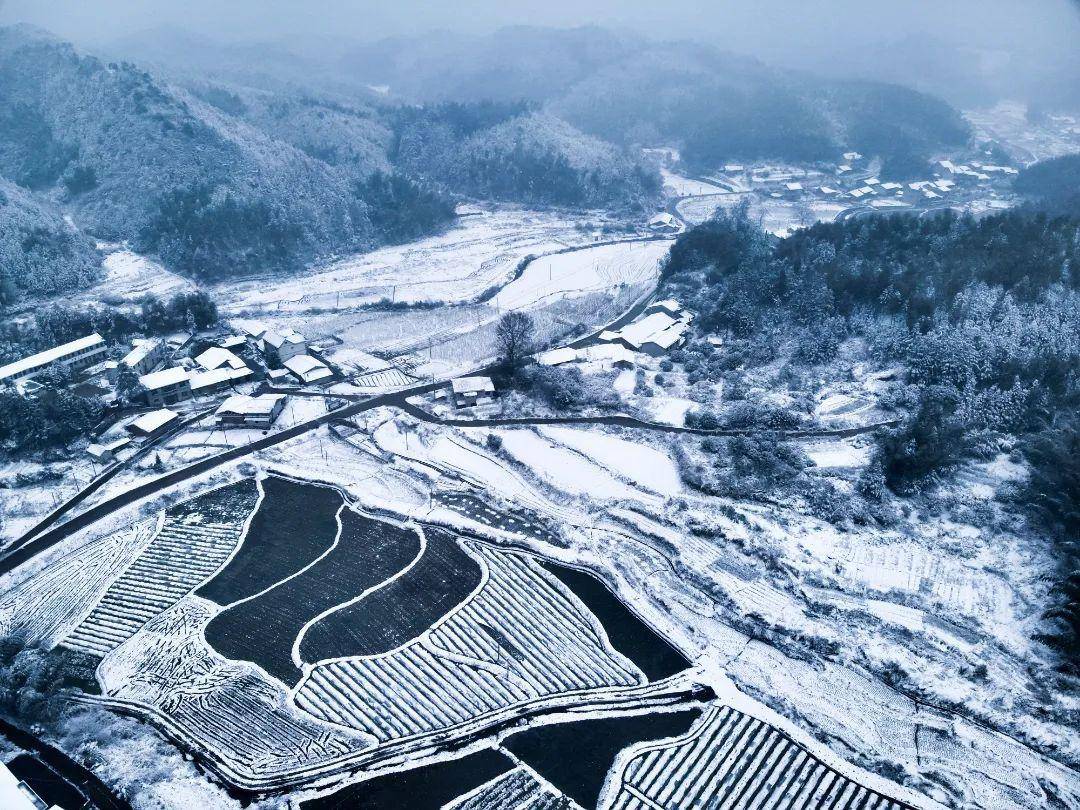 王童攝三明市寧化縣濟村鄉濟村村.劉強攝南平市武夷山市上梅鄉.