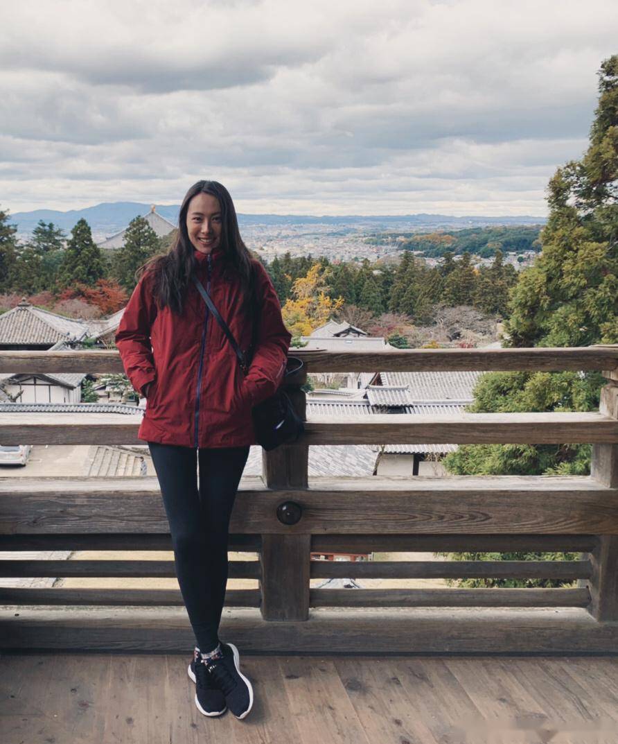 梁洛施罕见发声:他很富有,我很爱很爱他_李泽楷_生活_事业