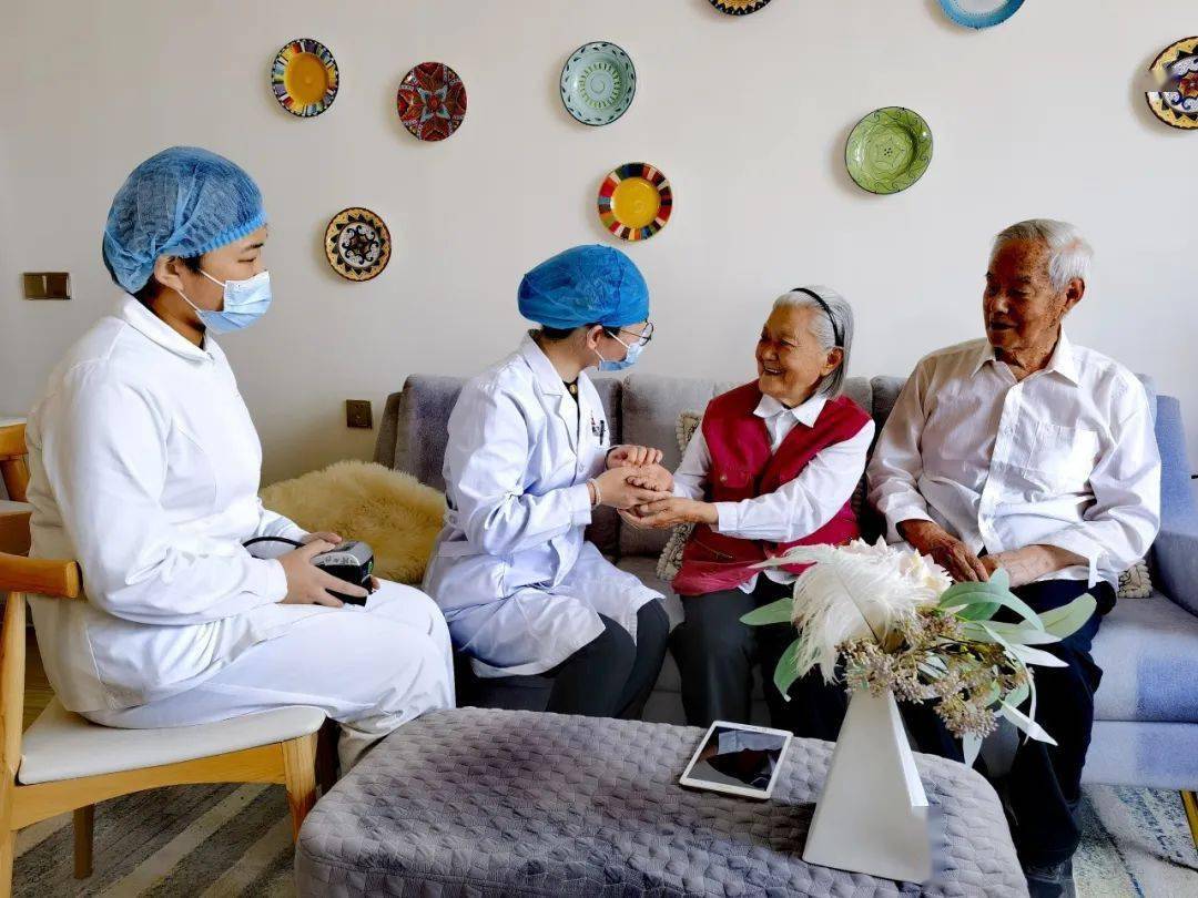 将医养结合工作分别纳入区《卫生健康事业发展"十四五"规划》《医养