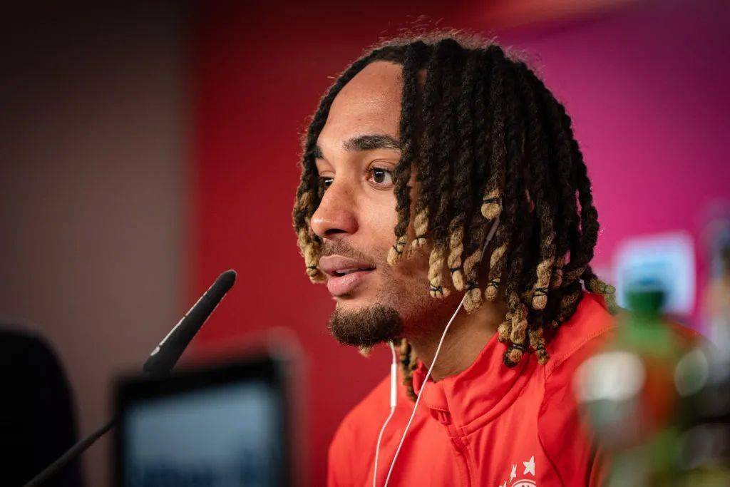 新仁最爱拉姆!_拜仁_比赛_训练