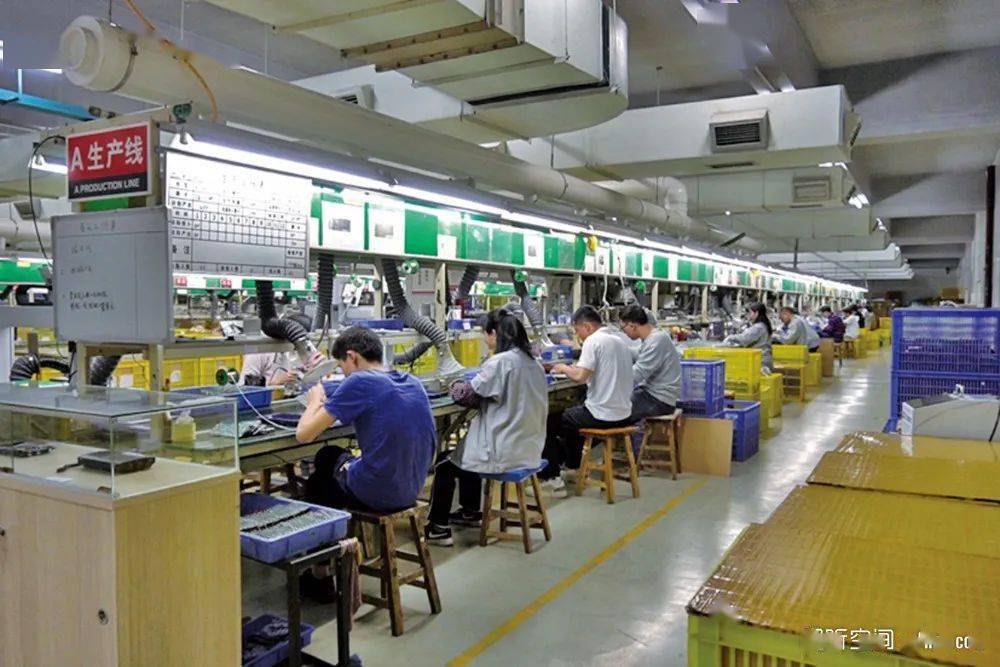 封面特写 | 找回当年听电台的感觉:德生r2024 30周年纪念版收音机