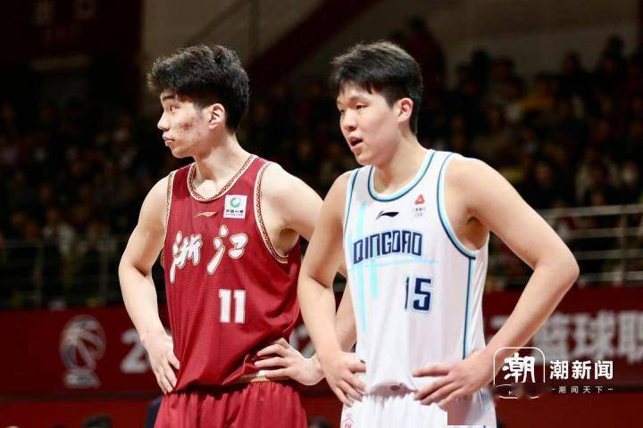 余嘉豪对抗杨瀚森均表现亮眼,浙江稠州金租男篮三分开张战胜青岛_比赛