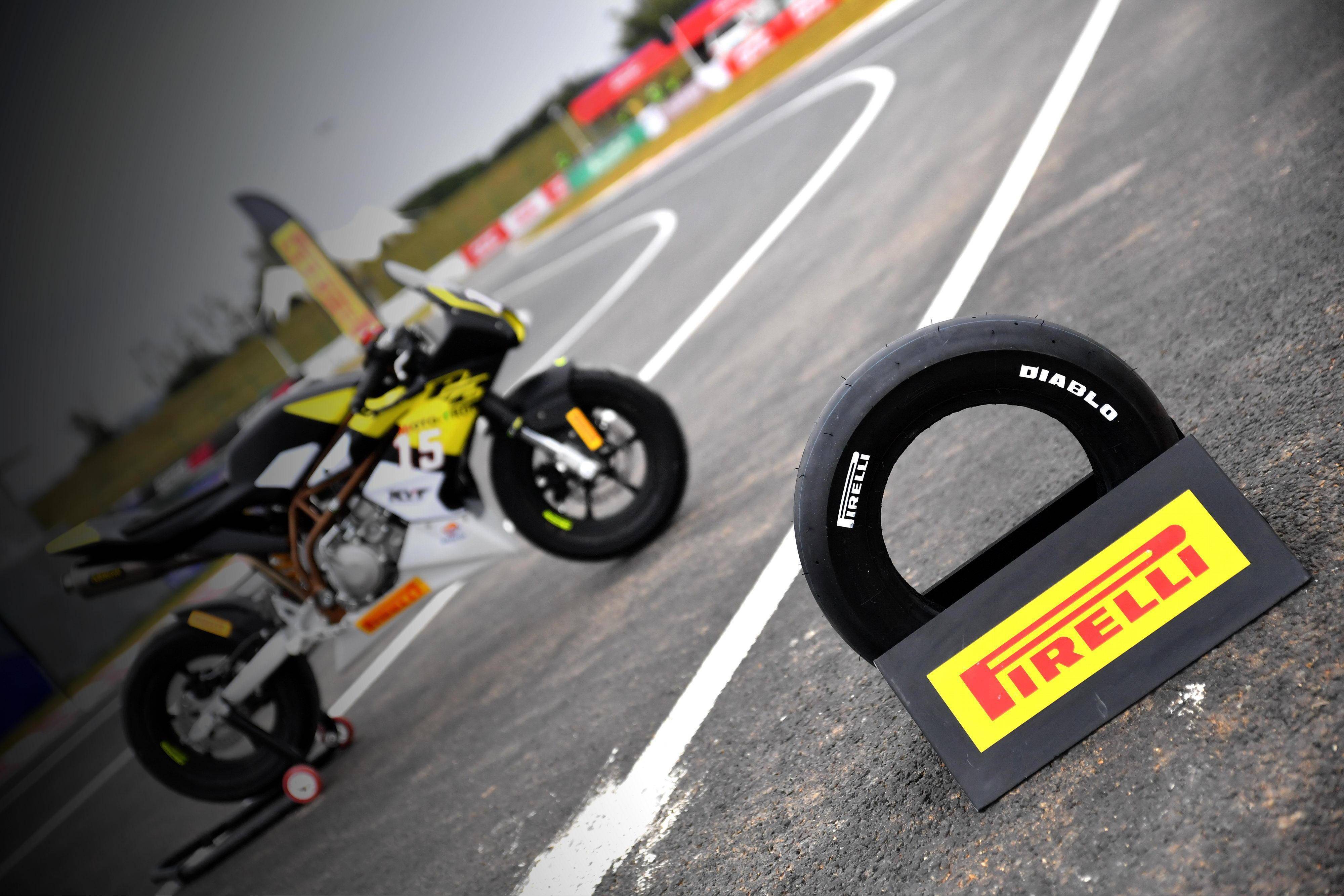 好运车业 — 倍耐力 diablo 竞技轮胎,助力小车手们的奋进_系列_国际