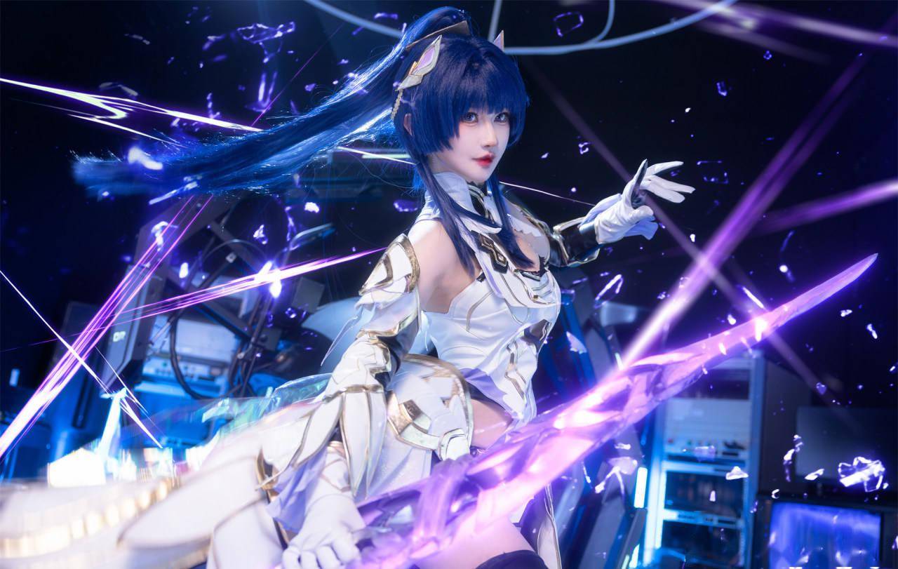 《崩坏3》雷电芽衣cosplay_衣在_的力量_图片