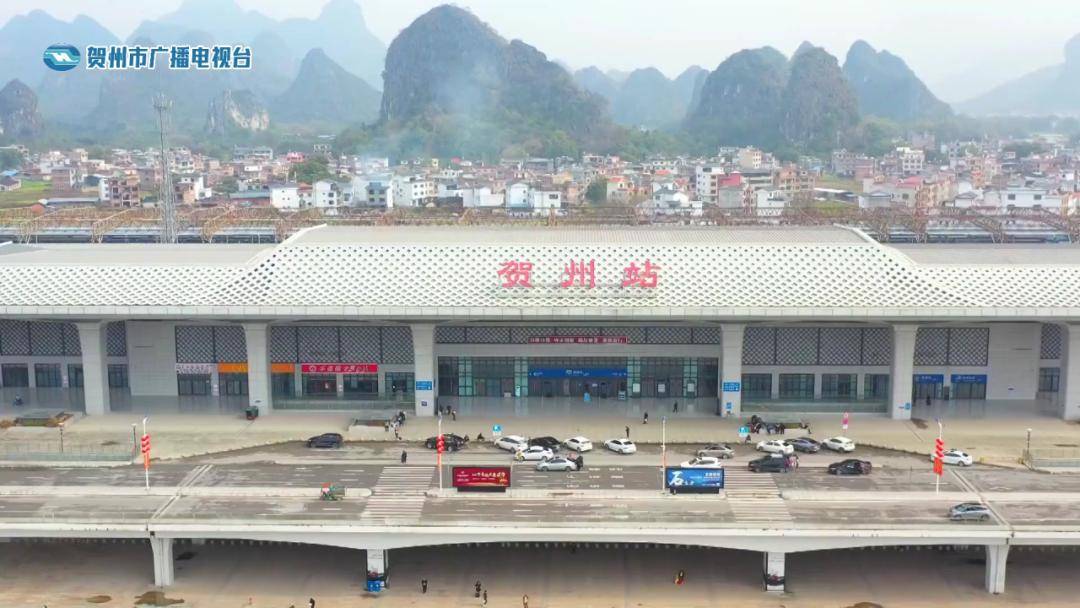 回家过年吧,人间最美是团圆呀……_父母_母亲_女士