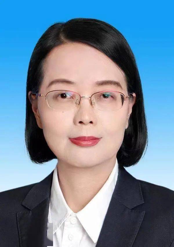 当选凉山州人大常委会副主任张晓文,廖虎,罗古阿吉